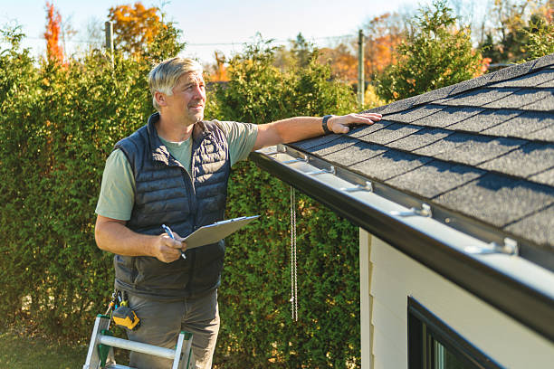 Professional Roofing technician working in Parma, ID